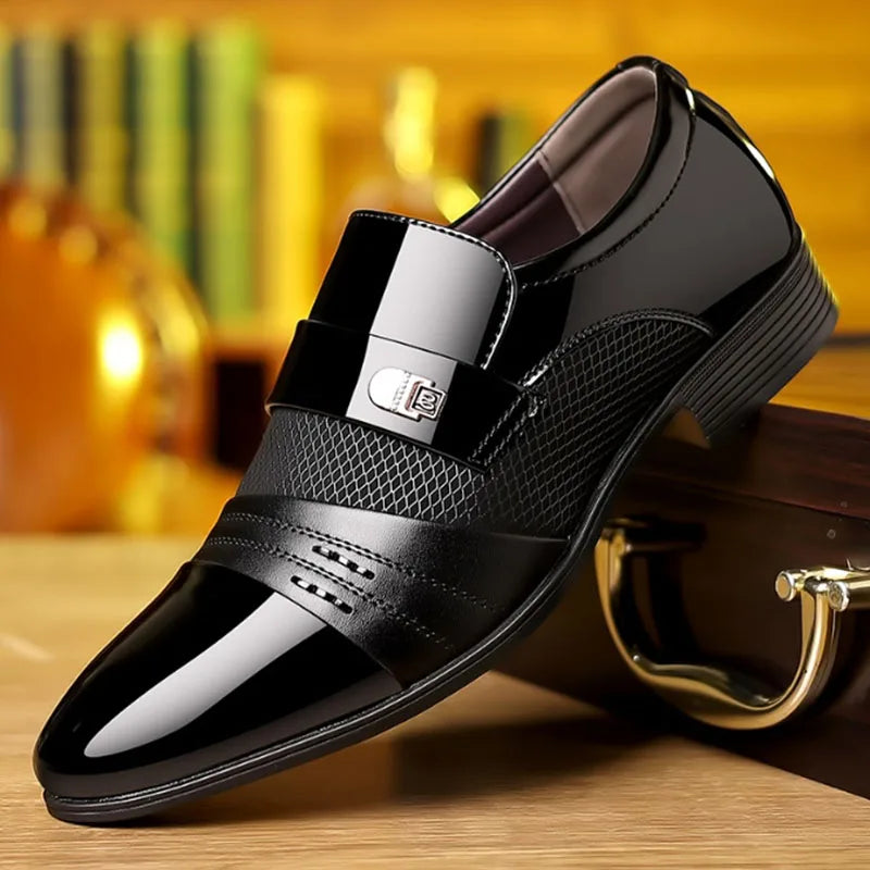 Vintage Mens Leather Shoes Luxury Brand Pointed Business Dress Work Shoes Wedding Shoes for Men Formal Shoes Men Plus Size