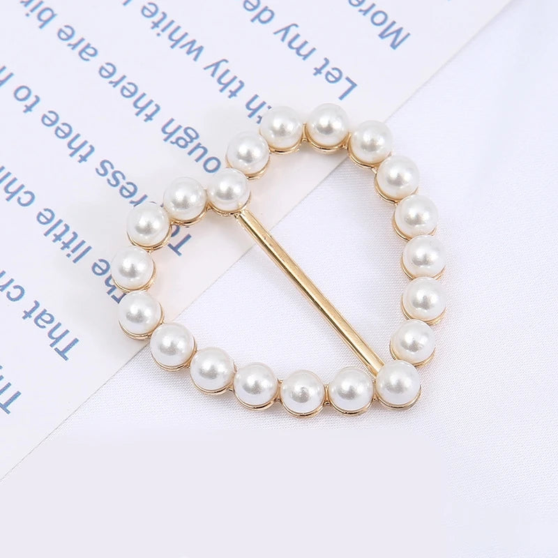 T-shirt PearlScarf Brooches Pin Women Silk Scarf Buckle Brooch Shawl Ring Clip Scarves Fastener Knotted Button Pin Accessories