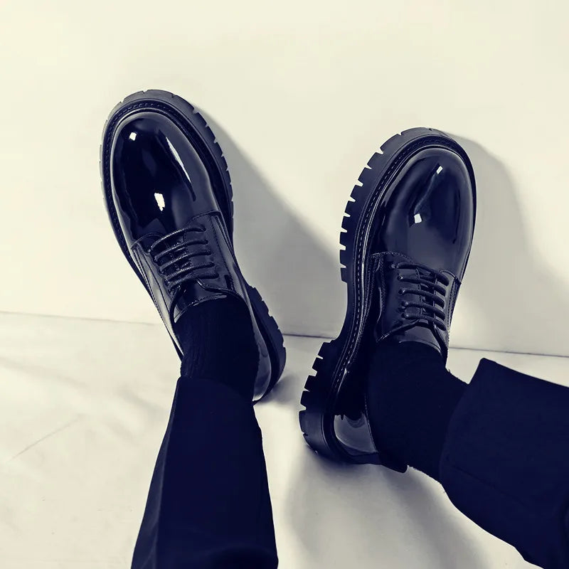 Men's Oxford shoes patent leather men's office shoes men's formal shoes formal lace-up heightened black leather shoes