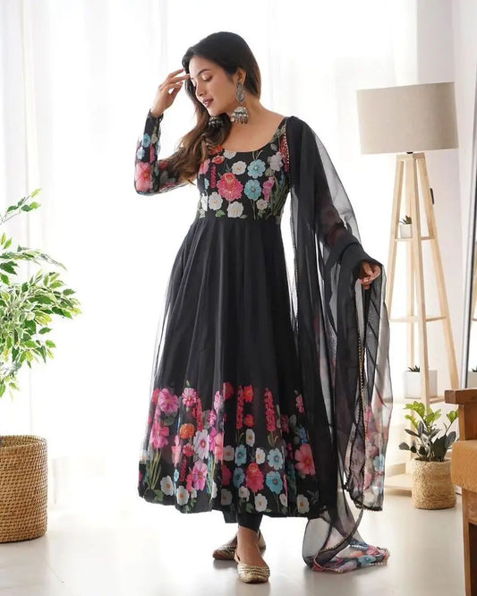 Beautiful Black Salwar Kameez Pakistani Women Wedding Wear Anarkali Gown Sets